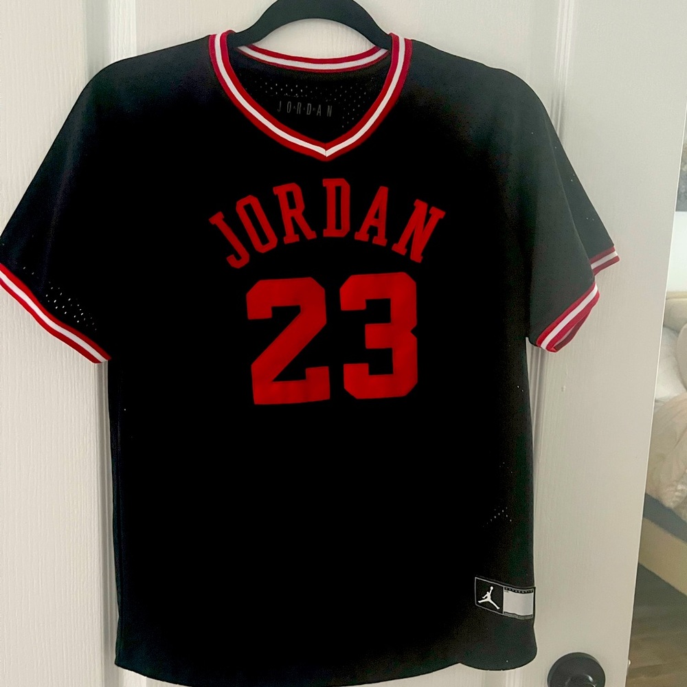 Black and red Micheal Jordan youth jersey